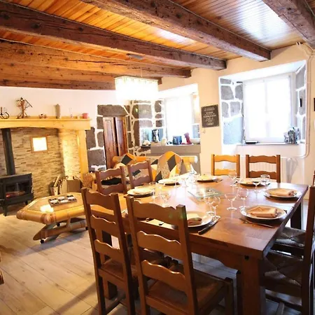 Maison De Caractere Au Puy Mary, Terrasse, Animaux Acceptes - Fr-1-742-621 *